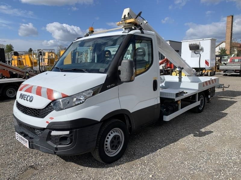 Iveco Daily Multitel 160 ALU DS - 16m - Camión con plataforma elevadora: foto 2 Iveco Daily Multitel 160 ALU DS - 16m - Camión con plataforma elevadora: foto 2