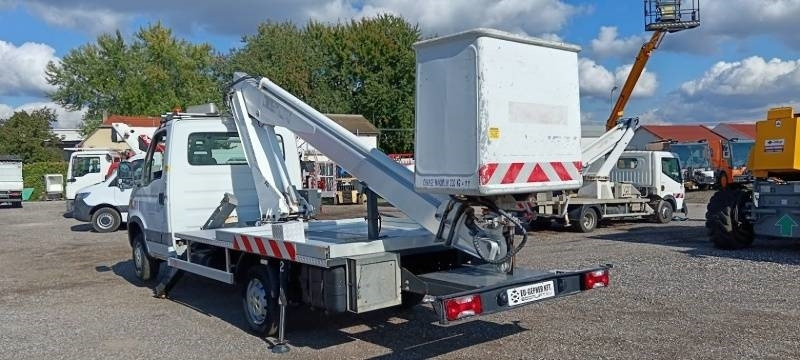 Leasing de Iveco Daily Multitel 160 ALU DS - 16m  Iveco Daily Multitel 160 ALU DS - 16m: foto 7
