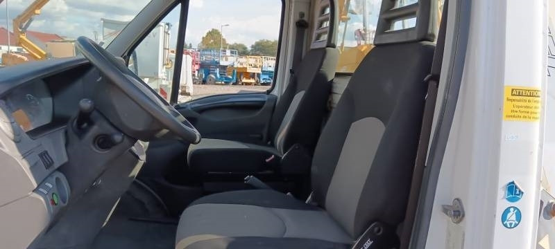 Leasing de Iveco Daily Multitel 160 ALU DS - 16m  Iveco Daily Multitel 160 ALU DS - 16m: foto 11