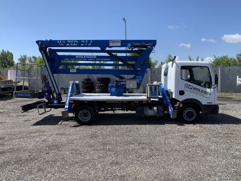 Nissan Cabstar CTE ZED 21 J - 21 m - 200 kg - Camión con plataforma elevadora: foto 4 Nissan Cabstar CTE ZED 21 J - 21 m - 200 kg - Camión con plataforma elevadora: foto 4