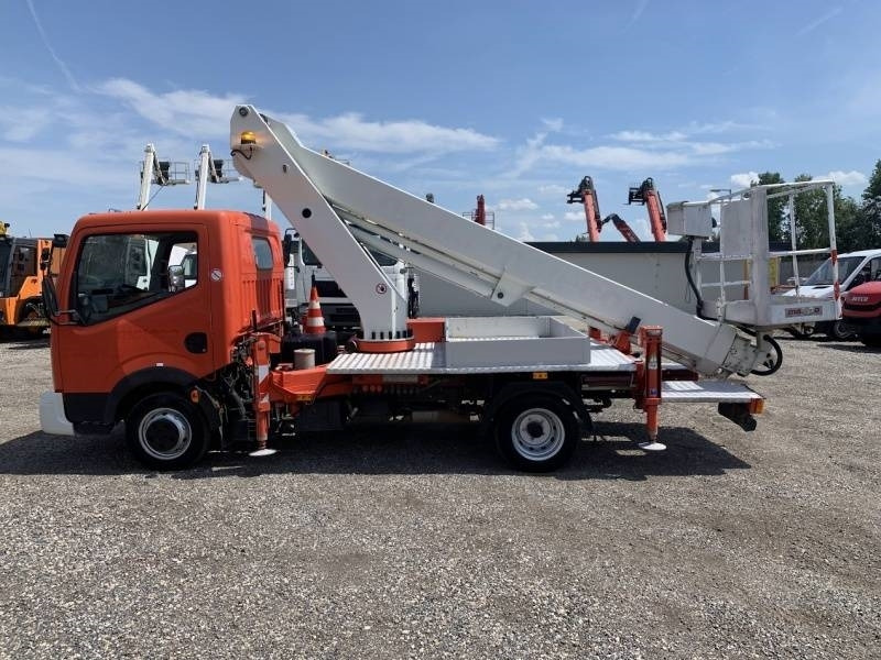 Nissan Cabstar Ruthmann-Steiger TB220 - 22,1m - 200 kg - Camión con plataforma elevadora: foto 4 Nissan Cabstar Ruthmann-Steiger TB220 - 22,1m - 200 kg - Camión con plataforma elevadora: foto 4