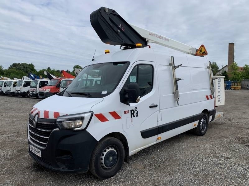 Renault Master Klubb K32 - 12,5 m, 120 kg - Camión con plataforma elevadora: foto 2 Renault Master Klubb K32 - 12,5 m, 120 kg - Camión con plataforma elevadora: foto 2