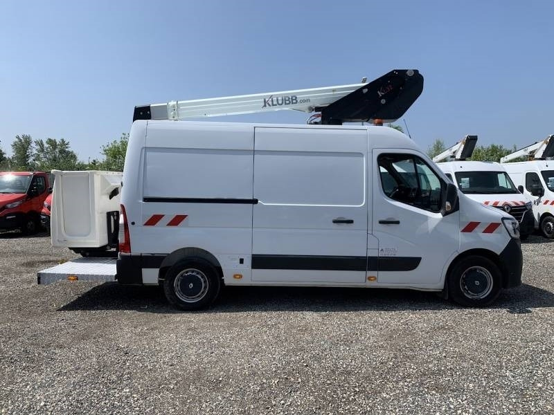 Renault Master Klubb KL32 - 12,5 m, 120 kg - Camión con plataforma elevadora: foto 4 Renault Master Klubb KL32 - 12,5 m, 120 kg - Camión con plataforma elevadora: foto 4