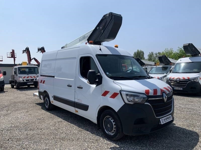 Renault Master Klubb KL32 - 12,5 m, 120 kg - Camión con plataforma elevadora: foto 1 Renault Master Klubb KL32 - 12,5 m, 120 kg - Camión con plataforma elevadora: foto 1
