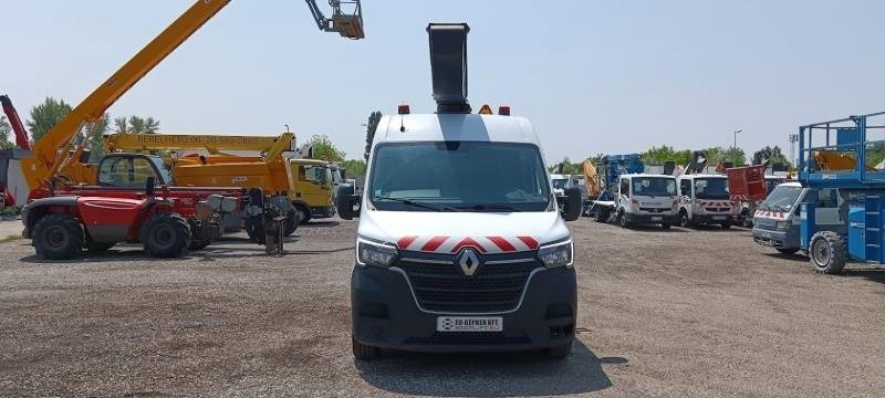 Renault Master Klubb KL32 - 12,5 m, 120 kg - Camión con plataforma elevadora: foto 3 Renault Master Klubb KL32 - 12,5 m, 120 kg - Camión con plataforma elevadora: foto 3