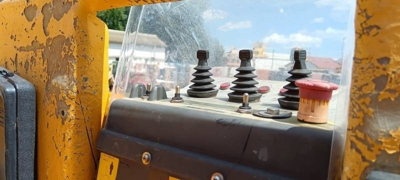 Camión con plataforma elevadora Renault Maxity Multitel 160 ALU DS - 16m: foto 12