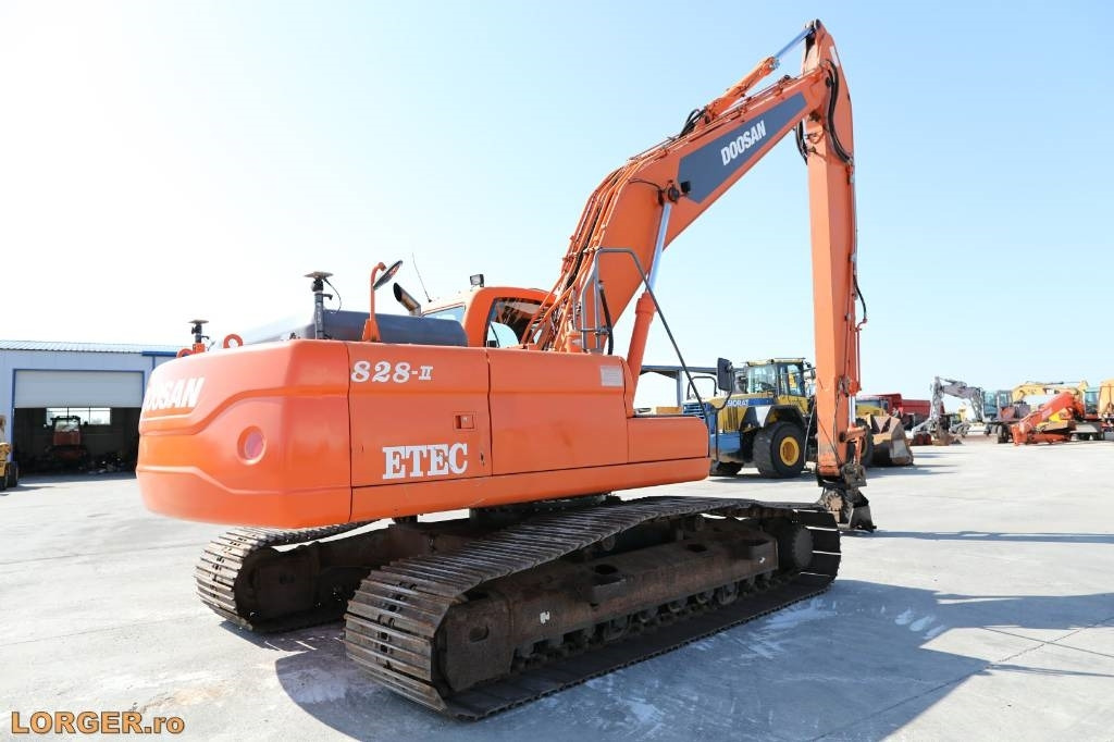 Doosan (Etec) DX 300 - Long Reach Boom 14m + 3D GPS TOPCO - Excavadora: foto 3 Doosan (Etec) DX 300 - Long Reach Boom 14m + 3D GPS TOPCO - Excavadora: foto 3
