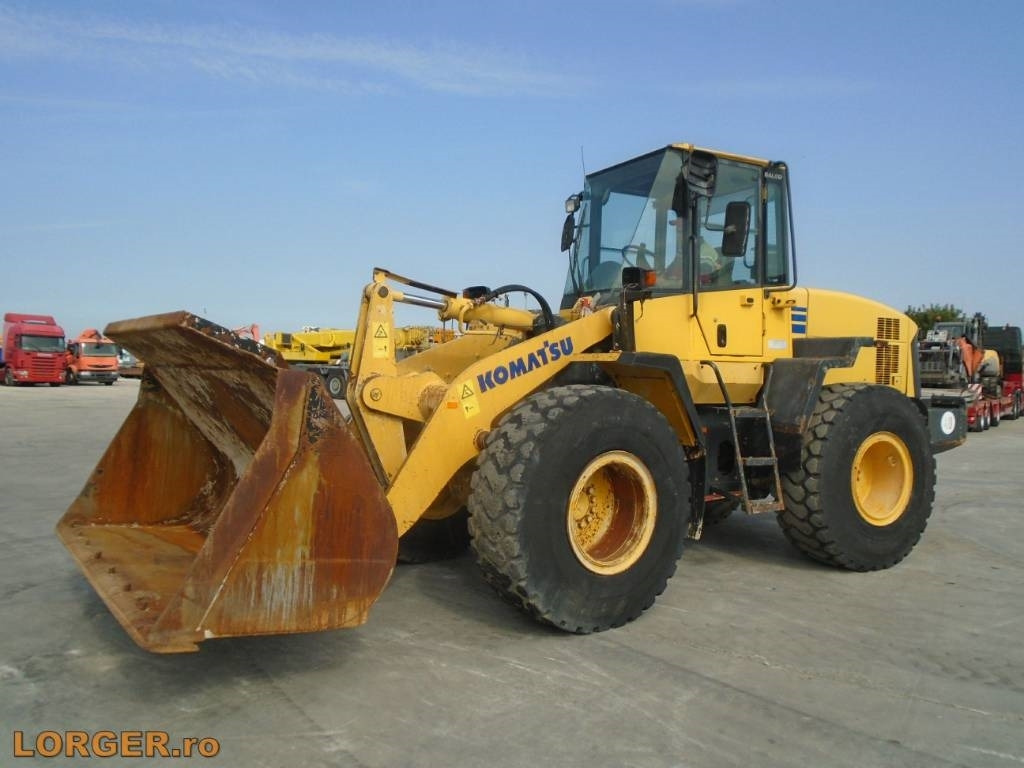 Komatsu WA200-5 - Cargadora de ruedas: foto 1 Komatsu WA200-5 - Cargadora de ruedas: foto 1