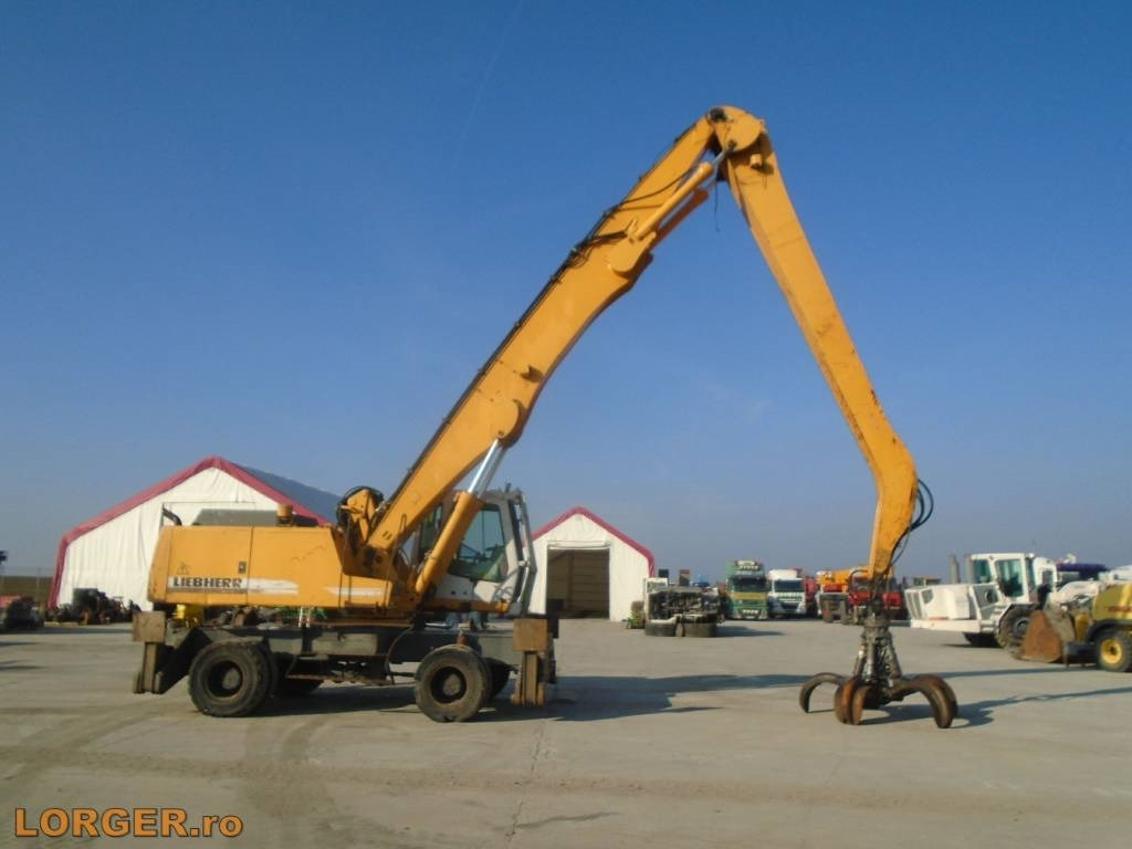 Manipulador de materiales Liebherr A 934 B: foto 8