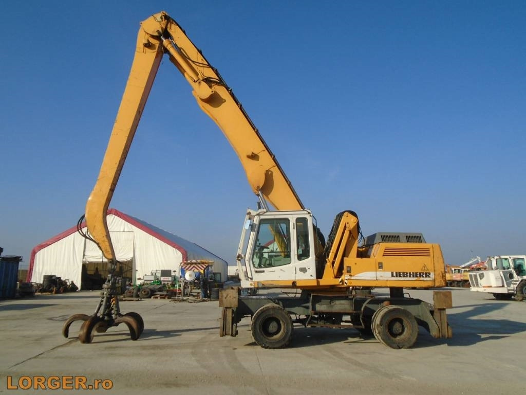 Manipulador de materiales Liebherr A 934 B: foto 7