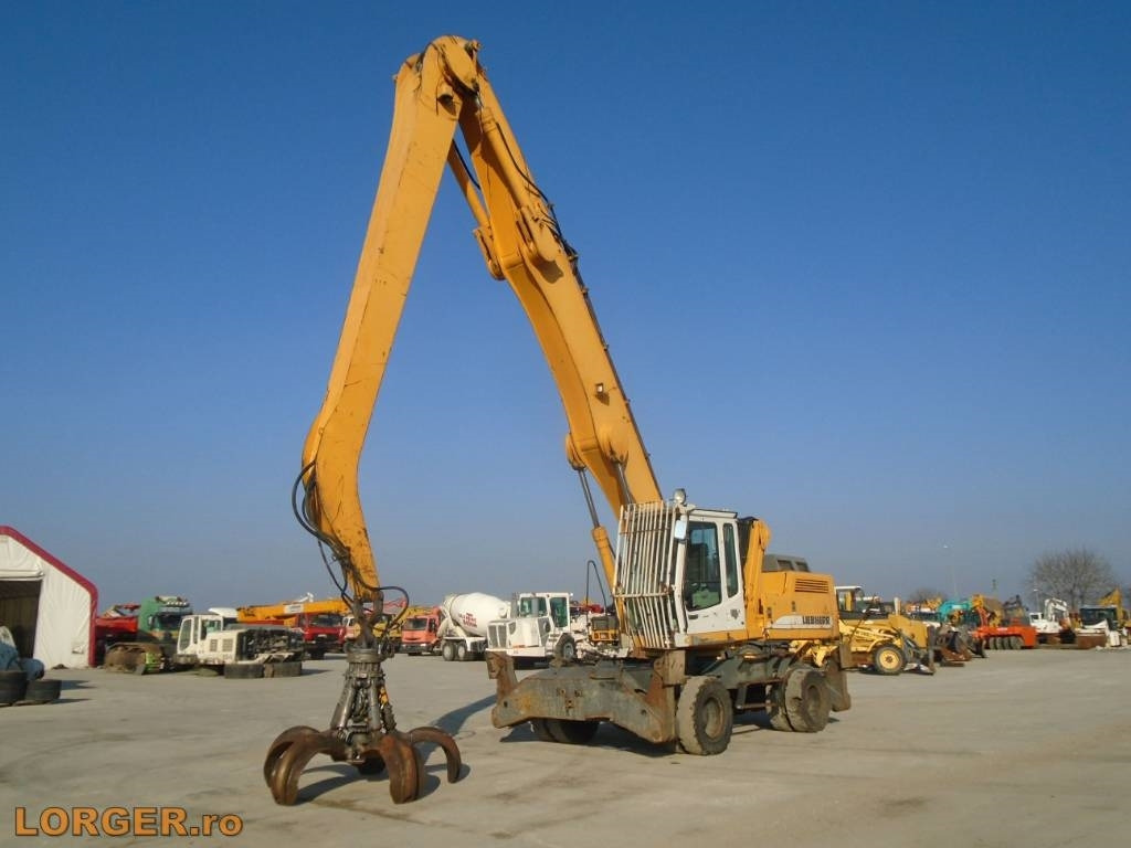 Manipulador de materiales Liebherr A 934 B: foto 9