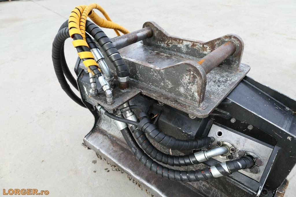 Prinoth M 450 E - Cizalla de demolición: foto 5 Prinoth M 450 E - Cizalla de demolición: foto 5