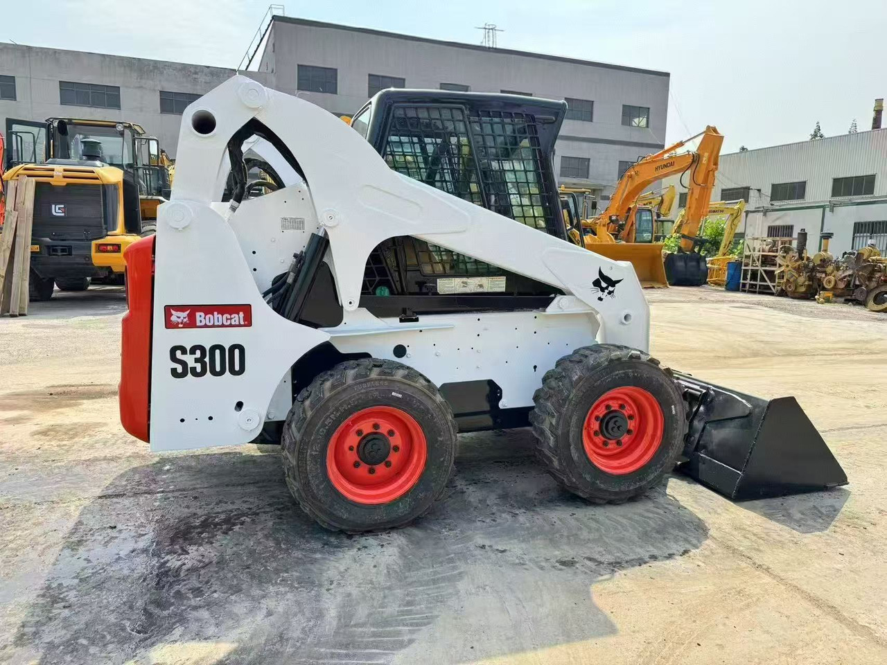 BOBCAT - Minicargadora: foto 5 BOBCAT - Minicargadora: foto 5