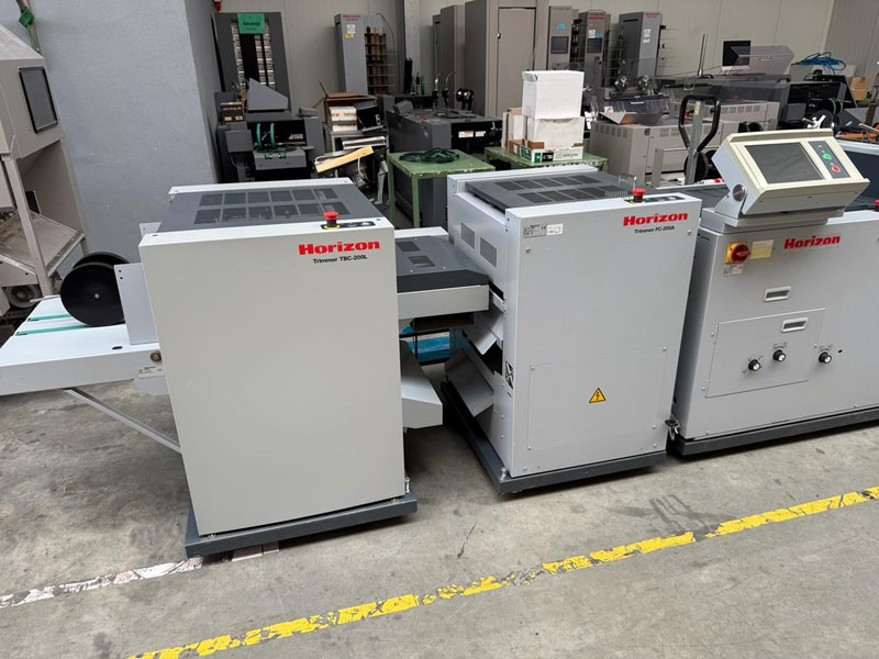 Horizon SPF-200A FC-200A VAC-100a VAC-100c | 2008 - Máquina de impresión: foto 3 Horizon SPF-200A FC-200A VAC-100a VAC-100c | 2008 - Máquina de impresión: foto 3