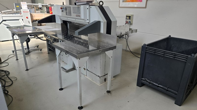Schneider Senator 115H CT | 2006 - Máquina de corte de papel: foto 1 Schneider Senator 115H CT | 2006 - Máquina de corte de papel: foto 1