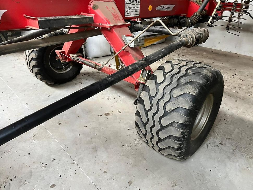 J.Reiff Sarl
Herr Stefan Neukirch - 77 Z.I in den - Henificadora: foto 5 J.Reiff Sarl
Herr Stefan Neukirch - 77 Z.I in den - Henificadora: foto 5