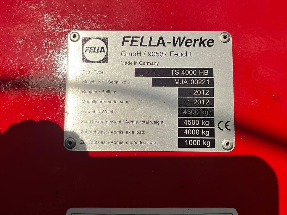 J.Reiff Sarl
Herr Stefan Neukirch - 77 Z.I in den - Henificadora: foto 4 J.Reiff Sarl
Herr Stefan Neukirch - 77 Z.I in den - Henificadora: foto 4