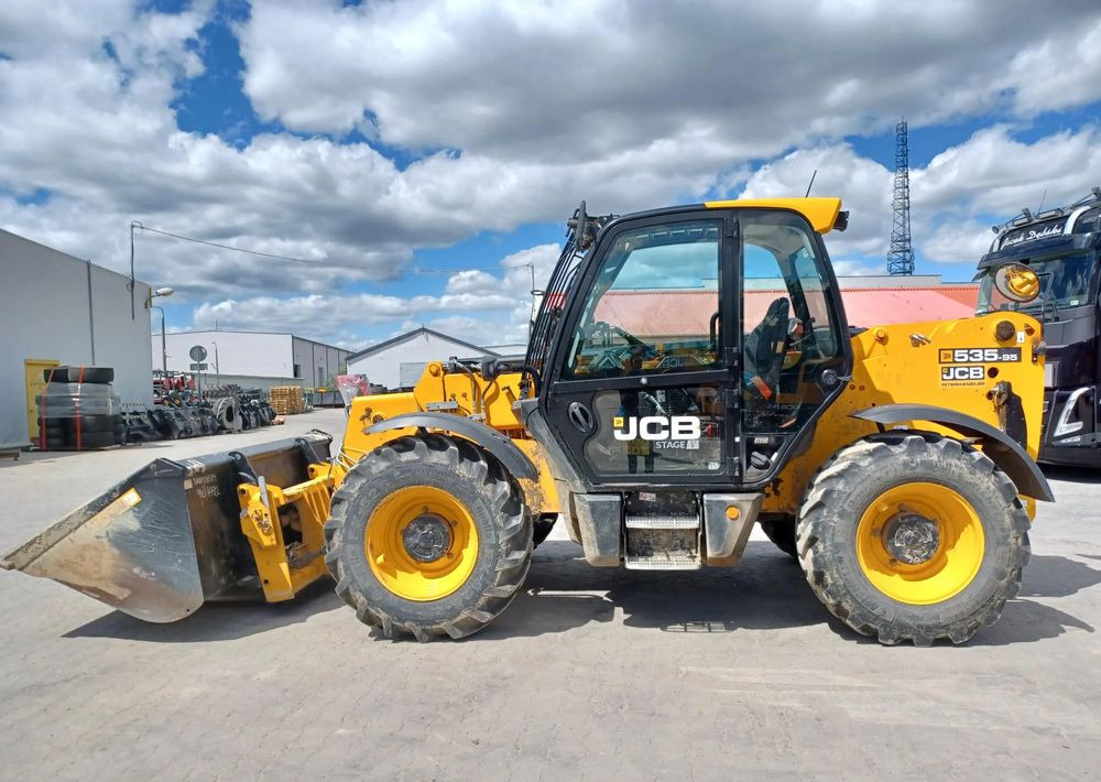 Manipulador telescópico JCB 535-95: foto 6 Manipulador telescópico JCB 535-95: foto 6