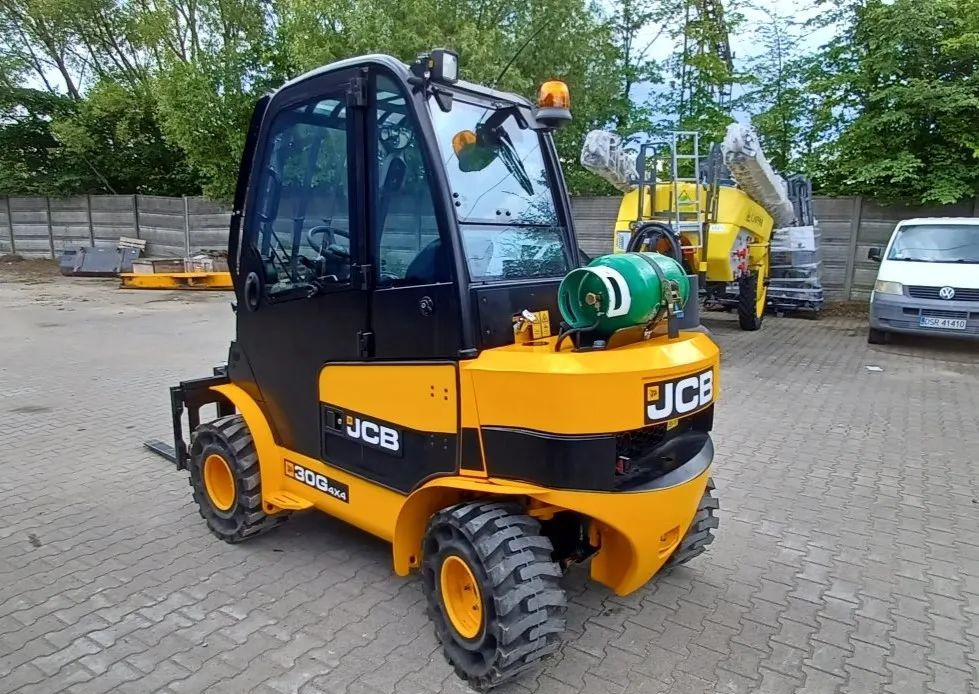 JCB TLT 30-20G 4x4 - Carretilla elevadora de gas, Manipulador telescópico: foto 5 JCB TLT 30-20G 4x4 - Carretilla elevadora de gas, Manipulador telescópico: foto 5