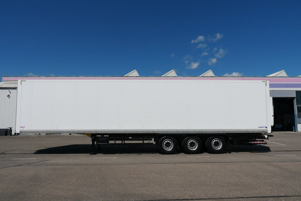 Schmitz Cargobull SKO 24/ ROLLTOR / LBW 2000 kg / TÜV NEU - Semirremolque caja cerrada: foto 5 Schmitz Cargobull SKO 24/ ROLLTOR / LBW 2000 kg / TÜV NEU - Semirremolque caja cerrada: foto 5
