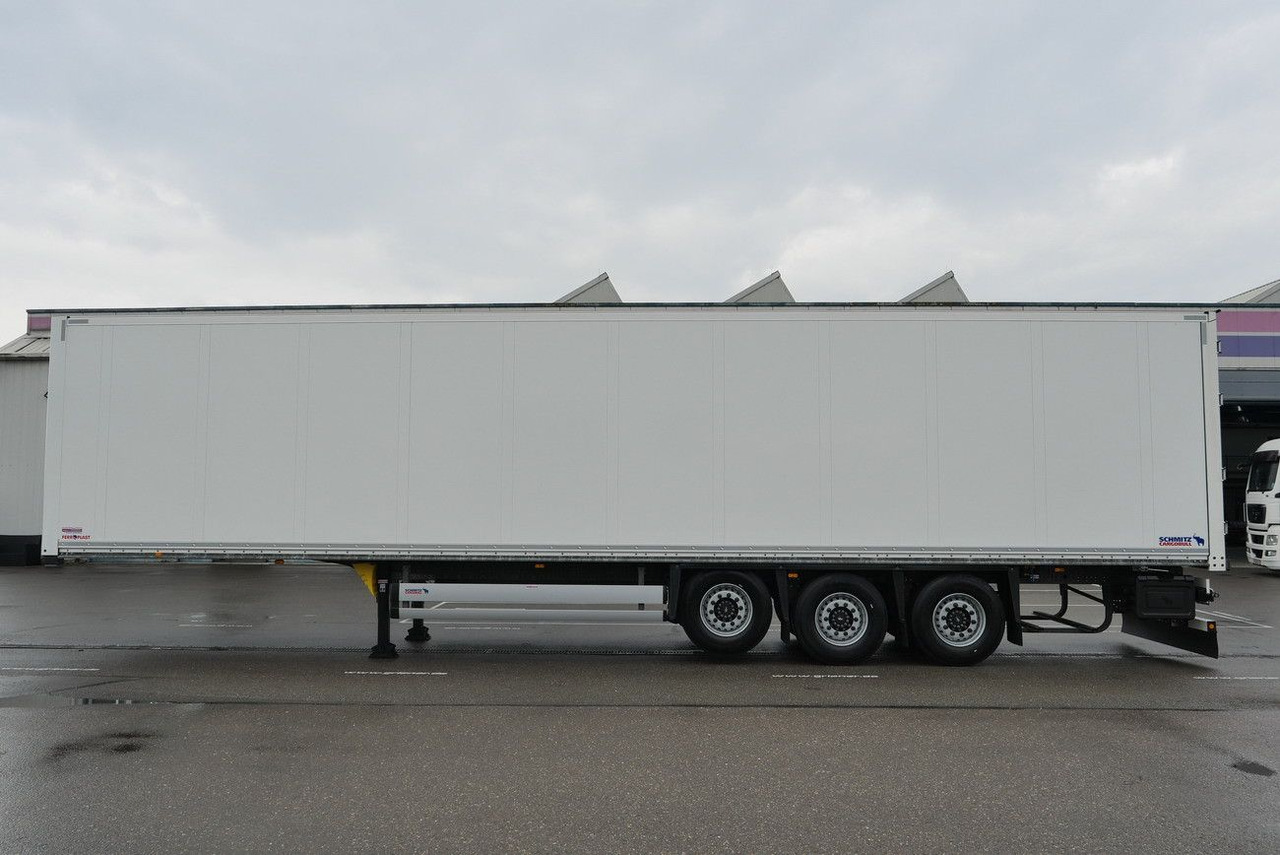 Schmitz Cargobull SKO/SBO 24 ZURRLEISTE / ZURRINGE / LIFTACHSE - Semirremolque caja cerrada: foto 5 Schmitz Cargobull SKO/SBO 24 ZURRLEISTE / ZURRINGE / LIFTACHSE - Semirremolque caja cerrada: foto 5