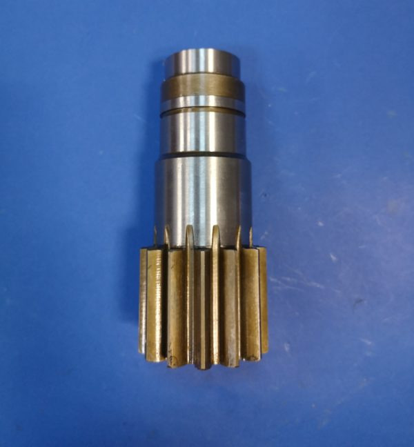 010290A Wałek silnika obrotu - Reductor de giro para Maquinaria de construcción: foto 2 010290A Wałek silnika obrotu - Reductor de giro para Maquinaria de construcción: foto 2