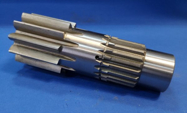 010300A / 0799503 – 0011 Swing Motor Shaft – Hanix H15,Hitachi ZX16, Hitachi ZX18-3 - Reductor de giro para Maquinaria de construcción: foto 5 010300A / 0799503 – 0011 Swing Motor Shaft – Hanix H15,Hitachi ZX16, Hitachi ZX18-3 - Reductor de giro para Maquinaria de construcción: foto 5