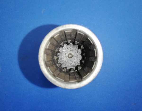 010400A Hitachi ZX14, JCB 8010 swing motor shaft - Reductor de giro para Maquinaria de construcción: foto 4 010400A Hitachi ZX14, JCB 8010 swing motor shaft - Reductor de giro para Maquinaria de construcción: foto 4