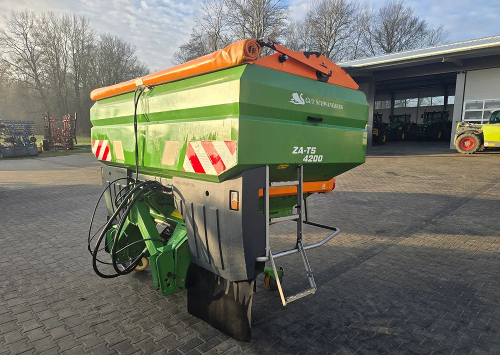 Amazone ZA-TS Profis Hydro 4200 - Esparcidor de fertilizantes: foto 1 Amazone ZA-TS Profis Hydro 4200 - Esparcidor de fertilizantes: foto 1