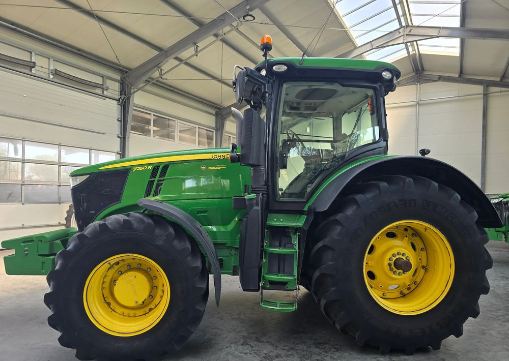 John Deere 7250R - Tractor: foto 3 John Deere 7250R - Tractor: foto 3