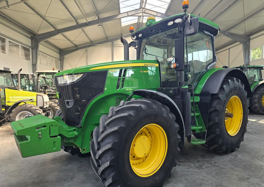 John Deere 7250R - Tractor: foto 1 John Deere 7250R - Tractor: foto 1