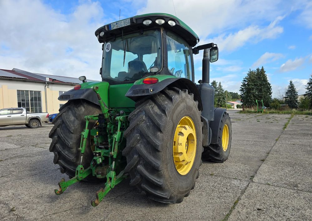John Deere 8260R - Tractor: foto 5 John Deere 8260R - Tractor: foto 5