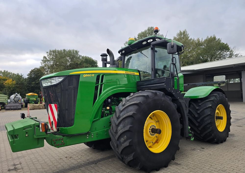 John Deere 9560R - Tractor: foto 1 John Deere 9560R - Tractor: foto 1