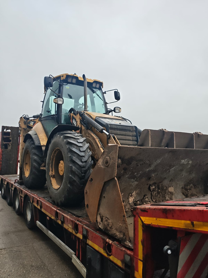 CATERPILLAR 444F - Retroexcavadora: foto 2 CATERPILLAR 444F - Retroexcavadora: foto 2