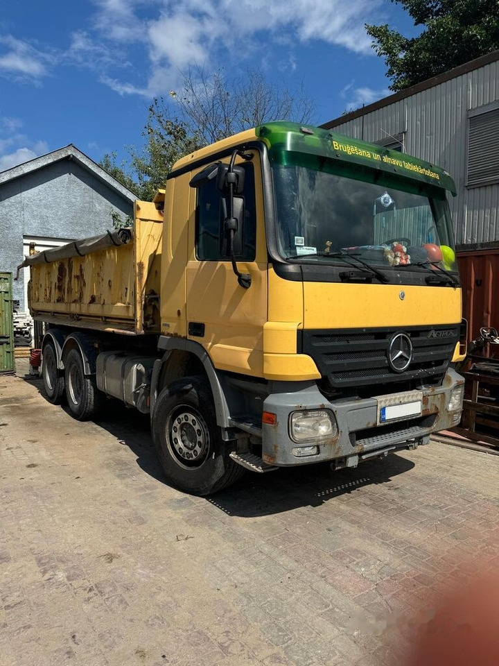 Mercedes-Benz Actros 2641 - Camión volquete: foto 2 Mercedes-Benz Actros 2641 - Camión volquete: foto 2