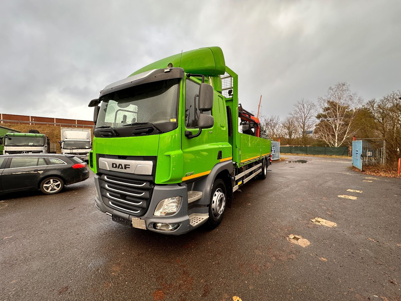DAF CF 370 mit Kran Klima Tempomat - Camión caja abierta, Camión grúa: foto 3 DAF CF 370 mit Kran Klima Tempomat - Camión caja abierta, Camión grúa: foto 3