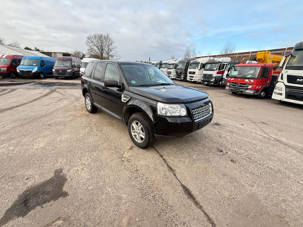Land Rover Freelander 2 XE Limited Edition Brandschaden - SUV/ Todoterreno: foto 2 Land Rover Freelander 2 XE Limited Edition Brandschaden - SUV/ Todoterreno: foto 2