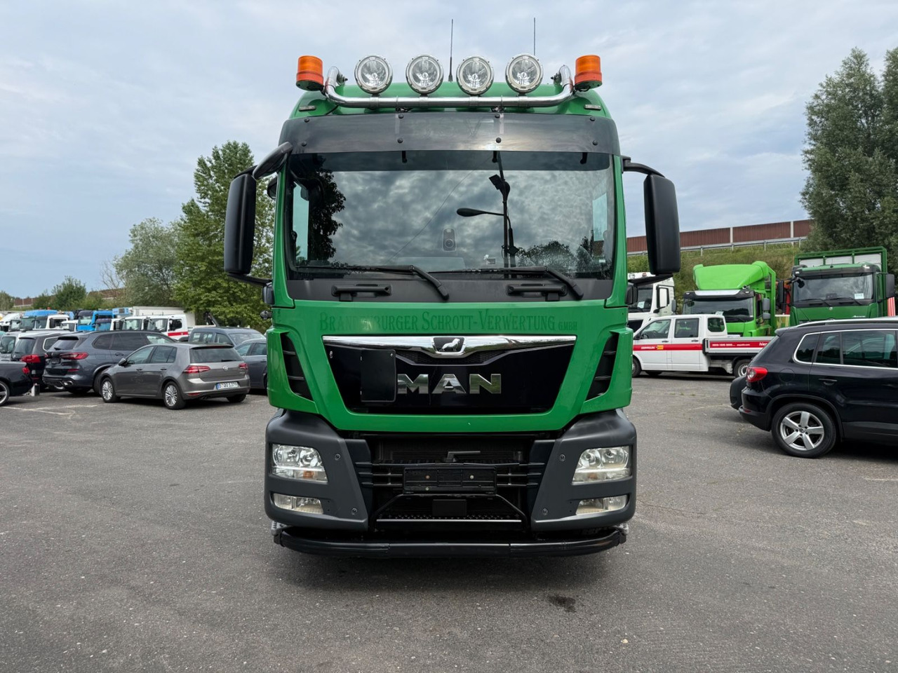 MAN TGS 26.460 - Camión multibasculante: foto 1 MAN TGS 26.460 - Camión multibasculante: foto 1