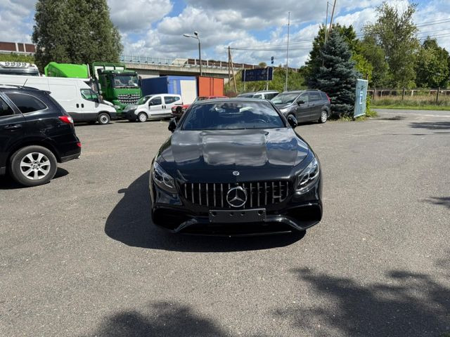 Mercedes-Benz S 63 AMG S -Klasse Coupe S 63 AMG 4Matic+ - Coupé: foto 2 Mercedes-Benz S 63 AMG S -Klasse Coupe S 63 AMG 4Matic+ - Coupé: foto 2