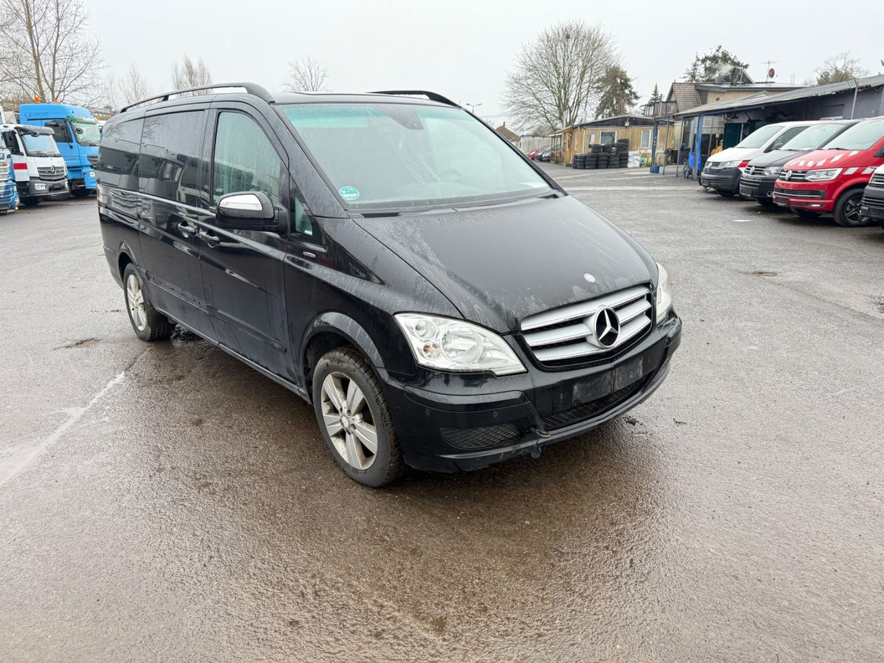 Mercedes-Benz Viano 2.2 CDI Trend Edition lang Motorschaden - Furgoneta de pasajeros: foto 3 Mercedes-Benz Viano 2.2 CDI Trend Edition lang Motorschaden - Furgoneta de pasajeros: foto 3