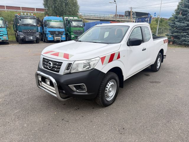 Nissan Navara NP300 Visia King Cab 4x4 - SUV/ Todoterreno: foto 3 Nissan Navara NP300 Visia King Cab 4x4 - SUV/ Todoterreno: foto 3