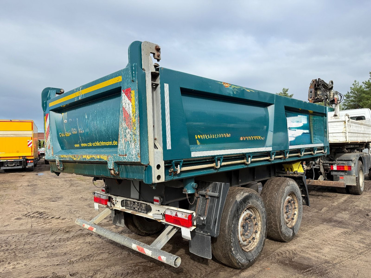 Remolque volquete Schmitz Cargobull ZKI 18 Dreiseitenkipper: foto 6