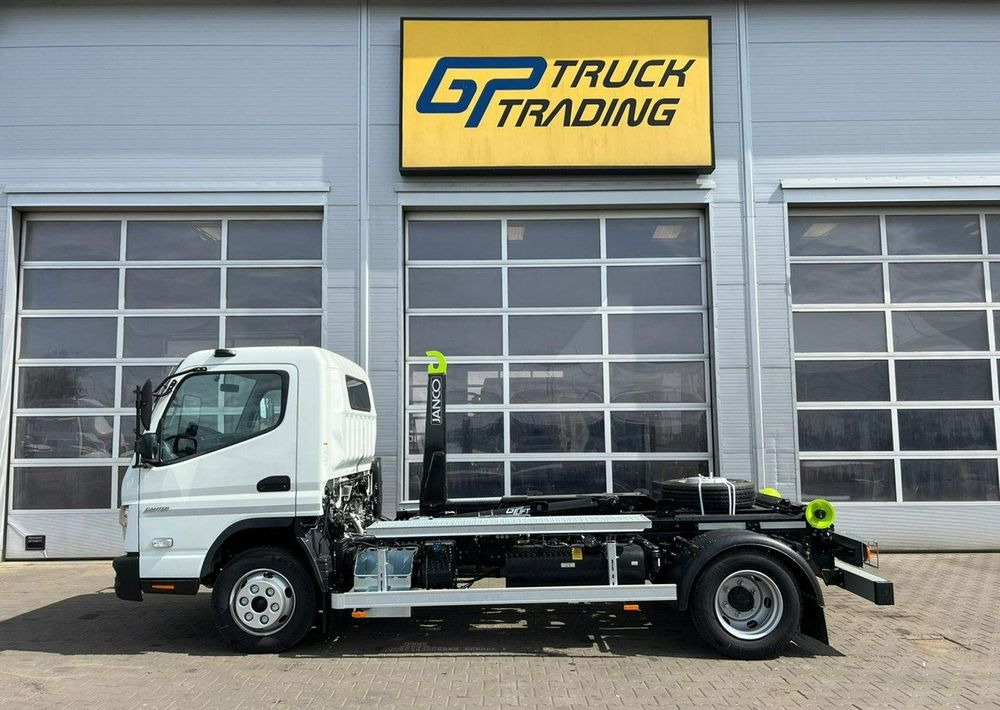 Mitsubishi Fuso - Camión multibasculante: foto 2 Mitsubishi Fuso - Camión multibasculante: foto 2