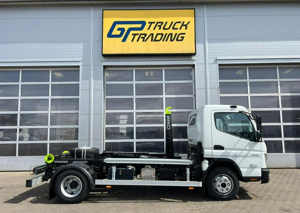 Mitsubishi Fuso - Camión multibasculante: foto 5 Mitsubishi Fuso - Camión multibasculante: foto 5