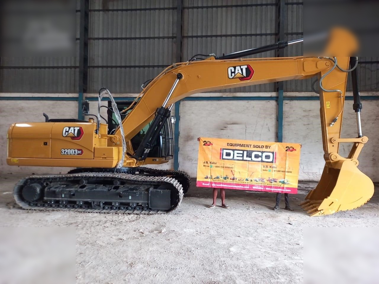 Excavadora de cadenas nuevo CATERPILLAR 320D3GC: foto 8