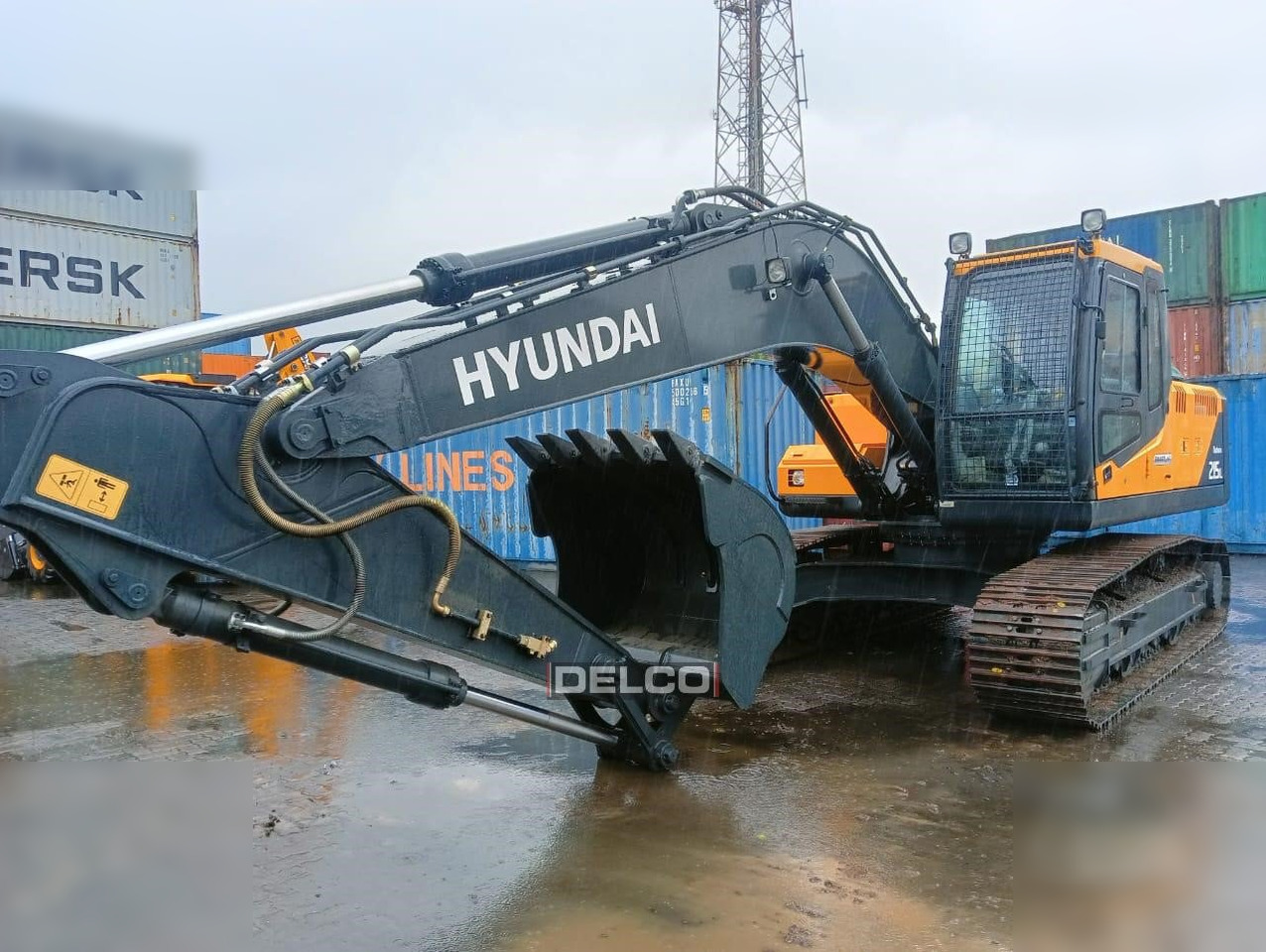 HYUNDAI ROBEX 215L SMART - Excavadora de cadenas: foto 2 HYUNDAI ROBEX 215L SMART - Excavadora de cadenas: foto 2