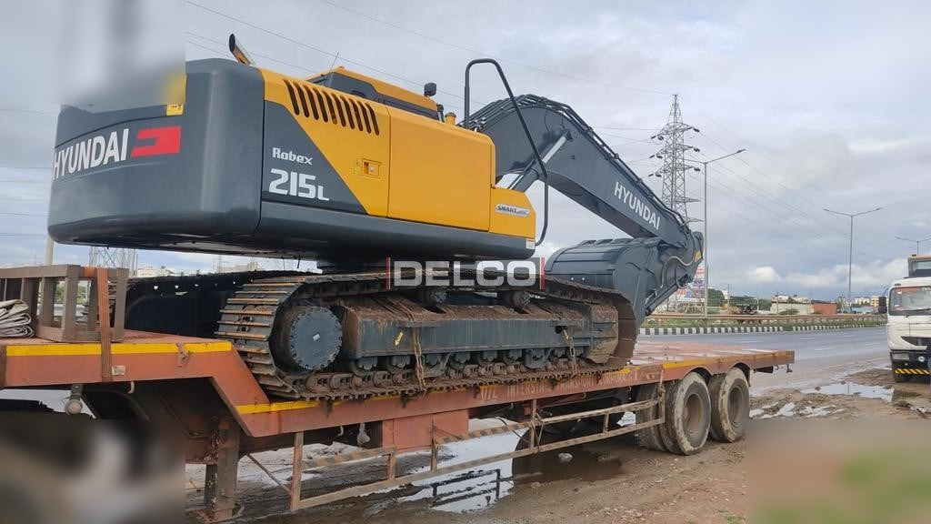 HYUNDAI ROBEX 215L SMART PLUS - Excavadora de cadenas: foto 3 HYUNDAI ROBEX 215L SMART PLUS - Excavadora de cadenas: foto 3