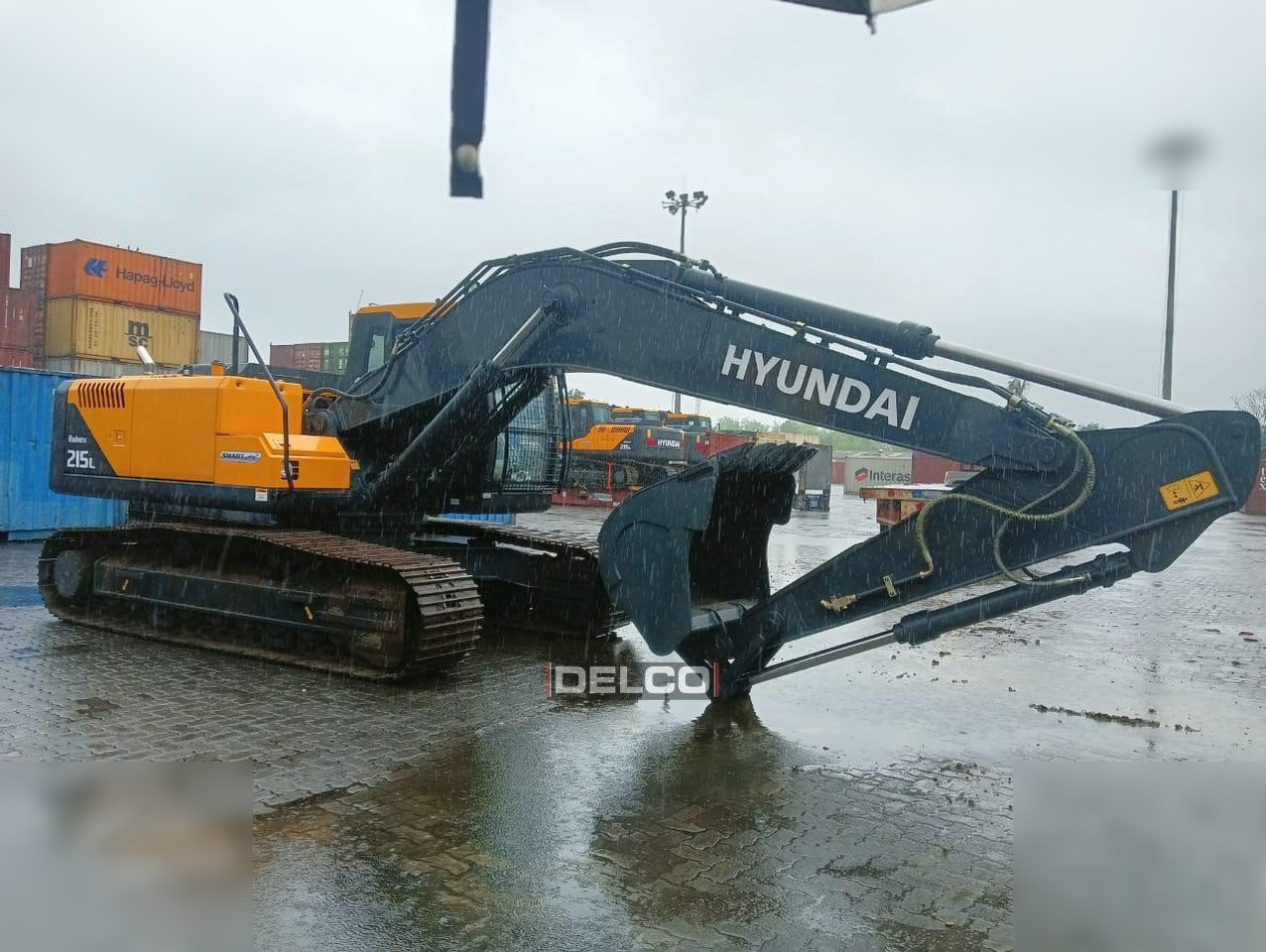 HYUNDAI ROBEX 215L SMART PLUS - Excavadora de cadenas: foto 1 HYUNDAI ROBEX 215L SMART PLUS - Excavadora de cadenas: foto 1