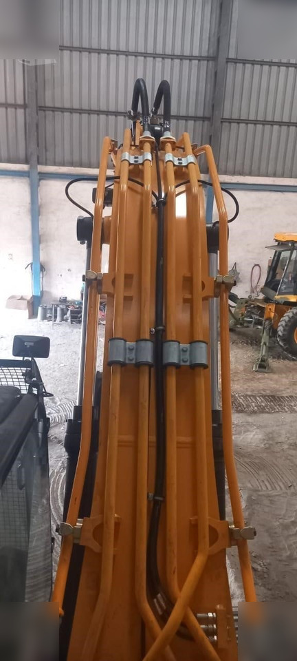 Excavadora de cadenas nuevo JCB JS210 LC: foto 7 Excavadora de cadenas nuevo JCB JS210 LC: foto 7