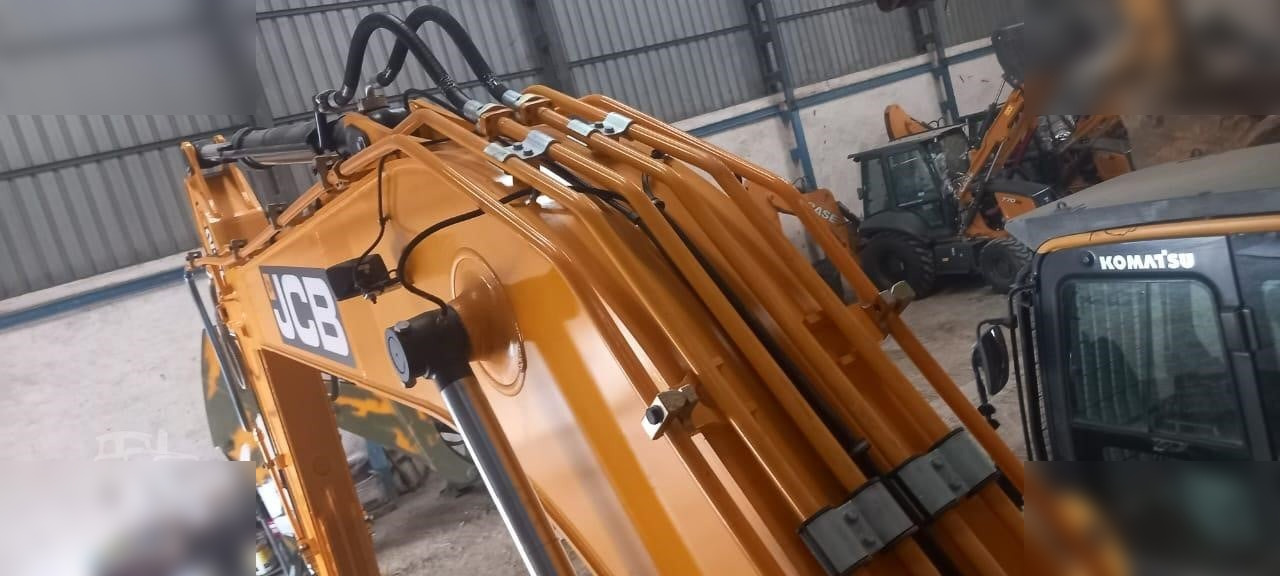 Excavadora de cadenas nuevo JCB JS210 LC: foto 10 Excavadora de cadenas nuevo JCB JS210 LC: foto 10